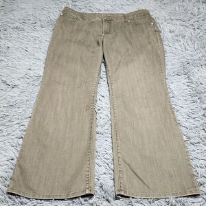 Chicos Platinum Womens Jeans 2 Short US 12 Brown Ultimate Fit Barely Flare 36x30